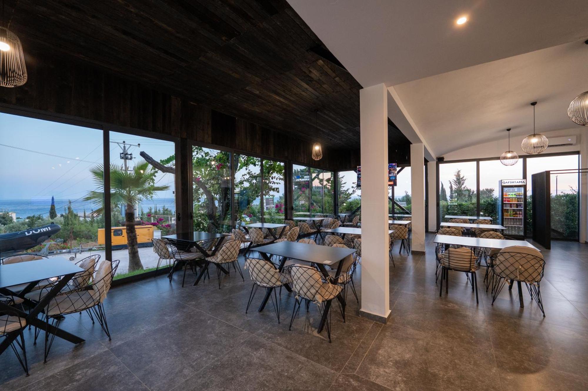 Domi Beach Valley Dhërmi Екстериор снимка